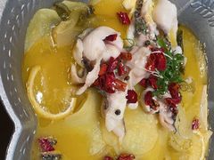 -陈厨老味·老派郴州菜(宜章店)