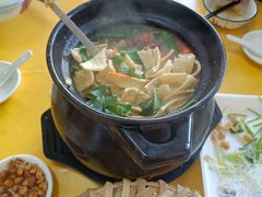 -官塘陈记鱼生·潮汕砂锅粥·牛肉火锅(潮枫路总店)