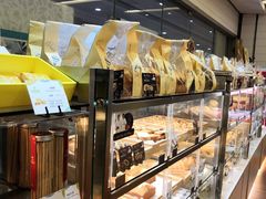 面包甜点陈列柜-花园饼屋·吐司蛋糕面包(星海店)
