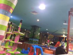 -汤姆小鸟(无锡宝龙广场店)