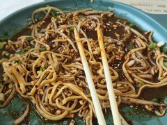 -何必是家面馆 HB noodles&coffee