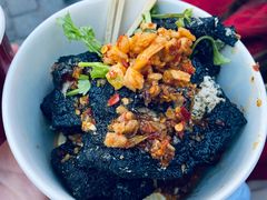 黑色经典臭豆腐-黑色经典臭豆腐·湖南特产(坡子街店)