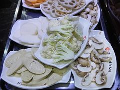 -盛源川香鱼火锅(西小区总店)