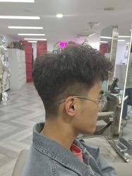 -米娜护肤造型