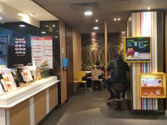 -麦当劳(新华路步步高店)