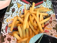 -Famous肥猫墨西哥音乐餐吧(五棵松华熙LIVE店)