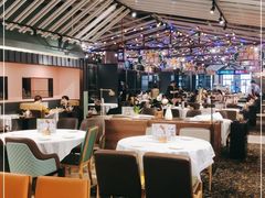 大堂-稻香酒家·34年老字号·港式粤菜(汉街店)