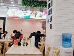 大堂-贵凤凰贵州米粉(清河和盈中心店)