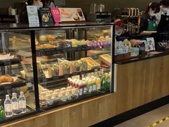 面包甜点陈列柜-星巴克臻选(莘庄仲盛店)