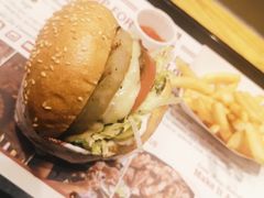 -The Habit Burger Grill 哈比特汉堡(爱琴海店)