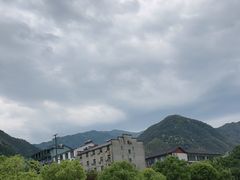 -安吉龙王山峡谷漂流
