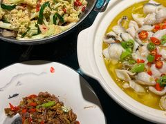 -呷湘厨·鱼汤捞饭·剁椒鱼头·辣椒炒肉(国家会展中心店)