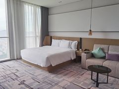 -大连星海皇冠假日酒店