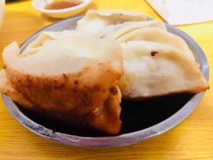 -黄阿姨锅贴大王(万航渡路店)