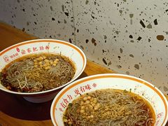 -钟方模白家肥肠粉(春熙店)