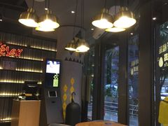 -乐凯撒披萨(东方新世界店)
