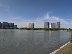 -南翔镇银翔湖公园