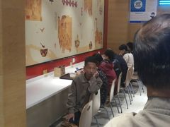 等位区-老通城豆皮大王(吉庆街店)