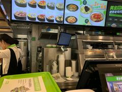 -老乡鸡(南京新街口洪武北路店)