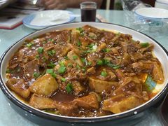 黄焖牛肉-六和聚传统烤鸭.天津菜(和平店)