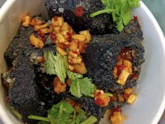 -黑色经典臭豆腐·湖南特产(步行街店)