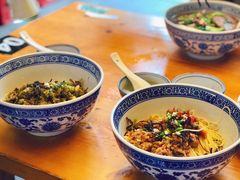 辣肉面-沪西老弄堂面馆(定西路店)