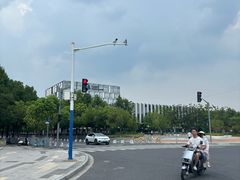 -临港浦江科技广场-停车场