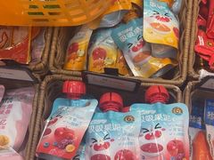 -来伊份LYFEN(中央路店)