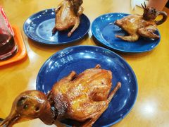 妙齡乳鴿-煲煲掂风味煲仔饭餐厅(西区店)