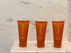 -上海滴水湖皇冠假日酒店