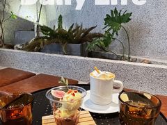 -HUG·拥抱咖啡(郑州宝龙广场店)