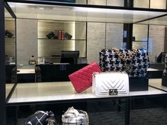 -CHANEL(戴高乐机场T 2E店)