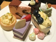 -大中华希尔顿酒店-念自助餐·嗨啤·小龙虾