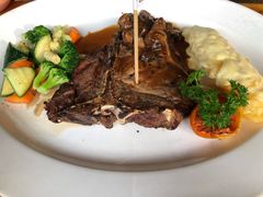 -Bamboo Bar & Grill Restaurant