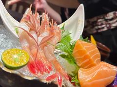 -山川小町·极番烧肉(新地假日广场店)