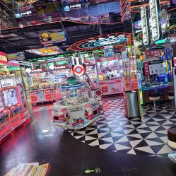 -LuckyStar幸运星家庭娱乐中心(南昌万象汇店)