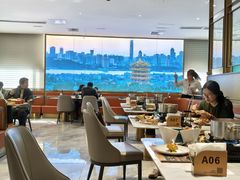 -金马门国际美食百汇(珞喻路店)