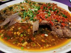 剁椒鱼头-湘西土菜(望京店)