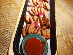 -蜜桃餐厅·伴山(湖滨商业街店)