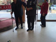 -巨鼎酒店(擂鼓石店)