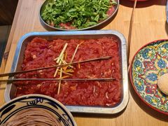 -洱火云南酸菜牛肉火锅(石景山当代商城店)