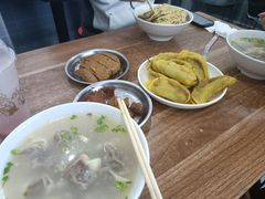 -草桥清真牛肉锅贴扁食店