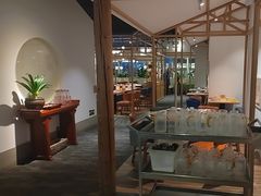 -渝信川菜 · 川味家常菜(财富购物中心店)