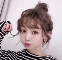 -镁连社·美联社