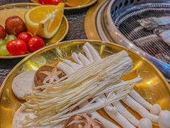 -何发发和牛烧肉·鳗鱼榴莲放题自助(乐峰广场店)