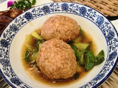 狮子头-老季市·三代非遗传承·地标美食老汁鸡(工农路店)