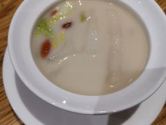 鱼骨花胶炖浓汤-同乐轩