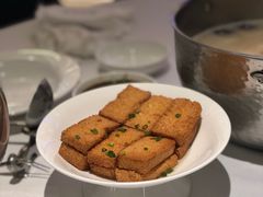 招牌炸豆腐-红雀围·海鲜火锅(陆家嘴中心店)