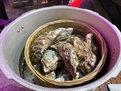 -蚝堡海鲜·威海菜·海肠捞饭·烧烤·亚洲吃蚝公司(幸福门店)