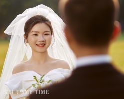 -麦田·婚纱摄影(天河新天地店)